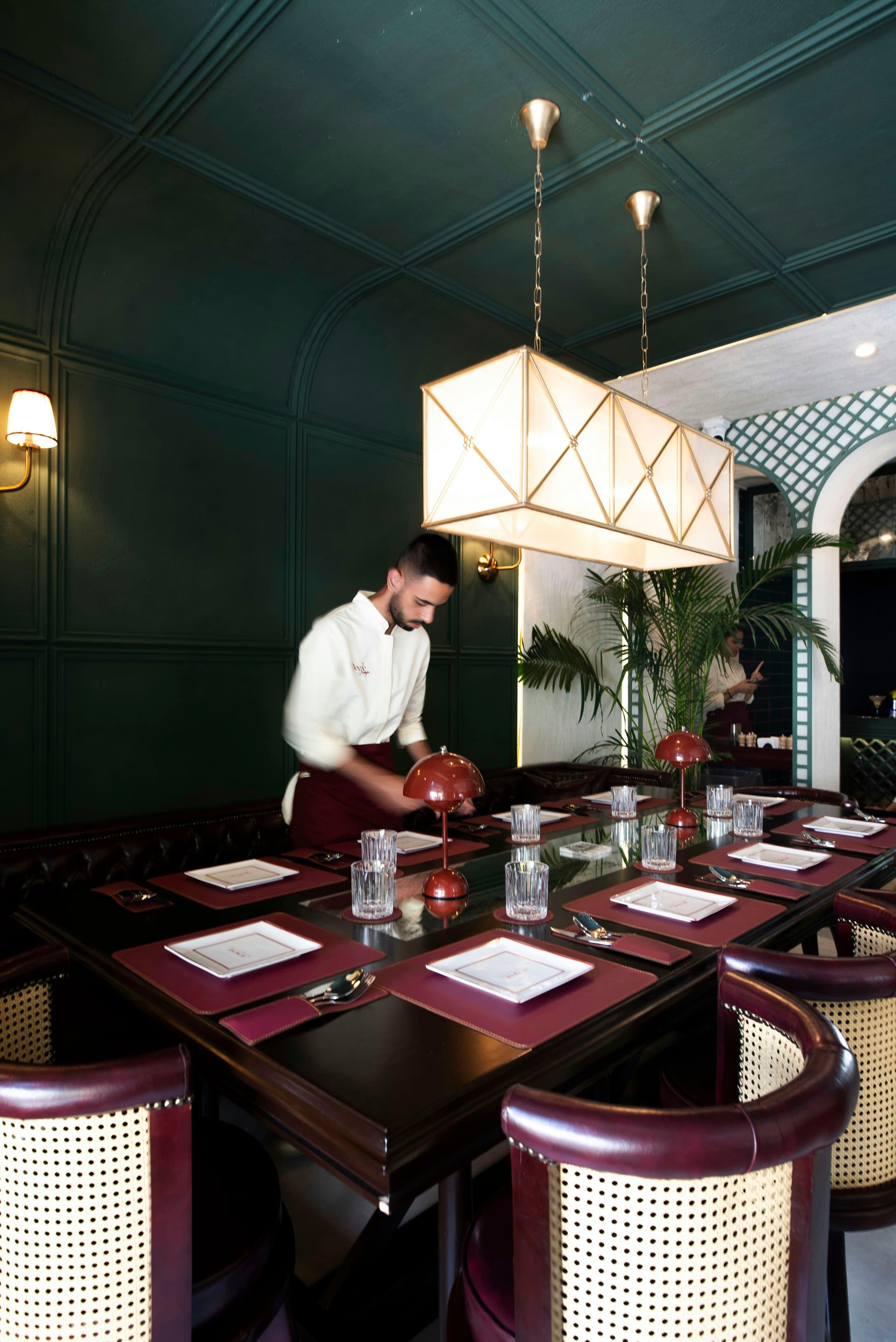 How to Plan a Restaurant VIP Preview Night Before Opening